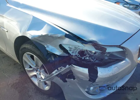 2012 BMW 528I z USA, uszkodzony, nr VIN WBAXG5C50CDW24647